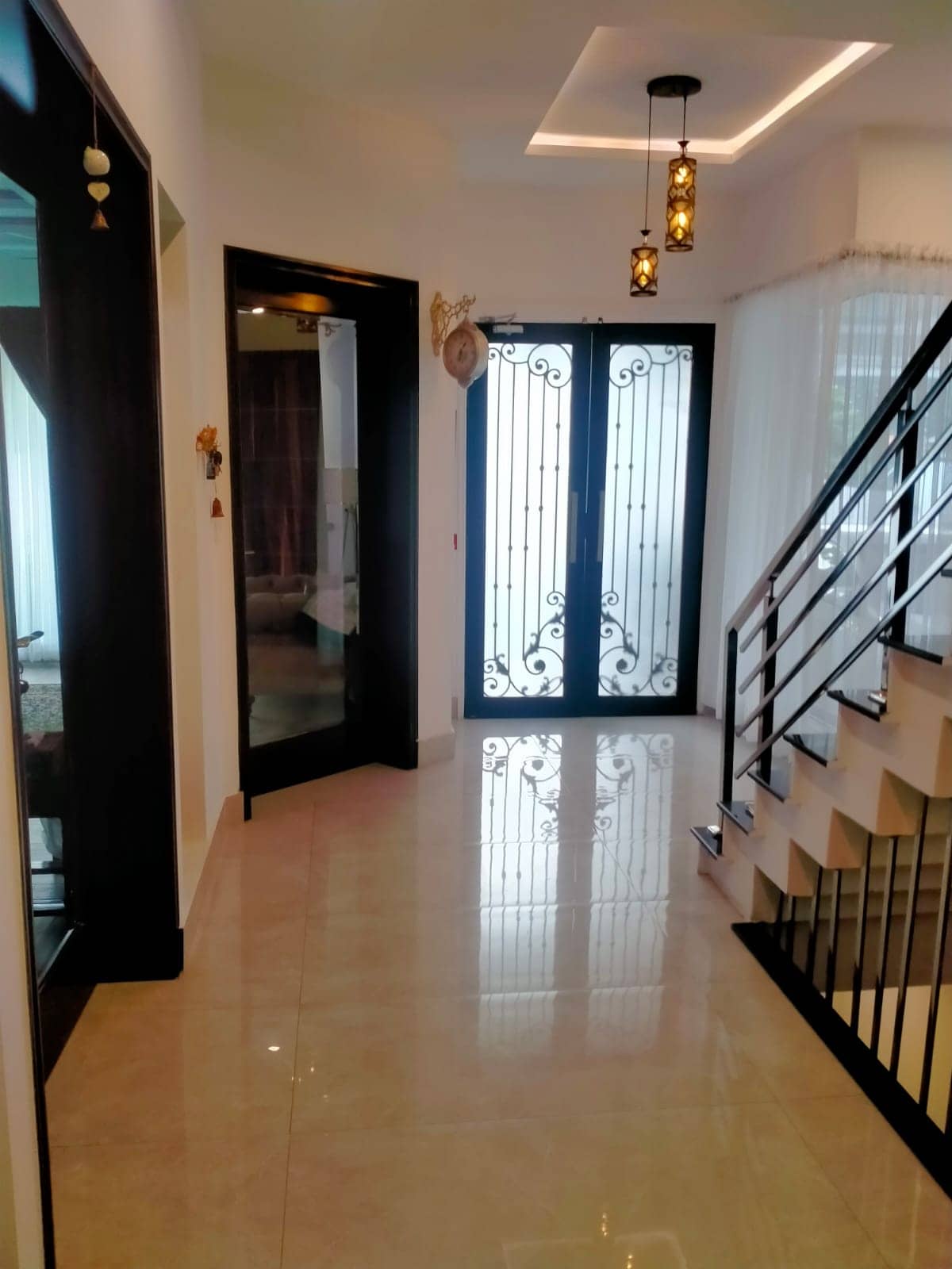 20 Marla Used House for Sale in DHA Phase 8 Lahore – 2 Side Open with Basement 63