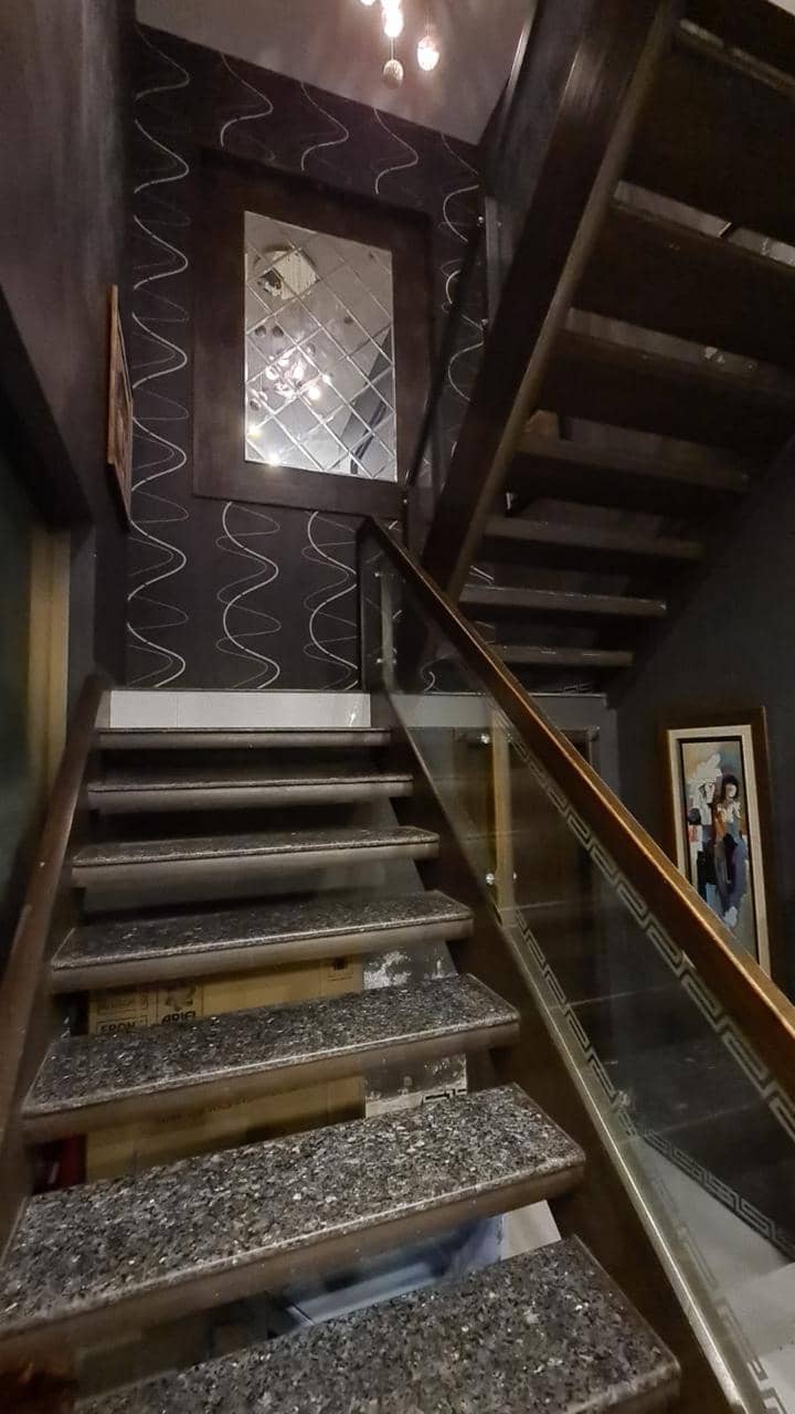 20 Marla Used House for Sale in DHA Phase 5 Lahore 9