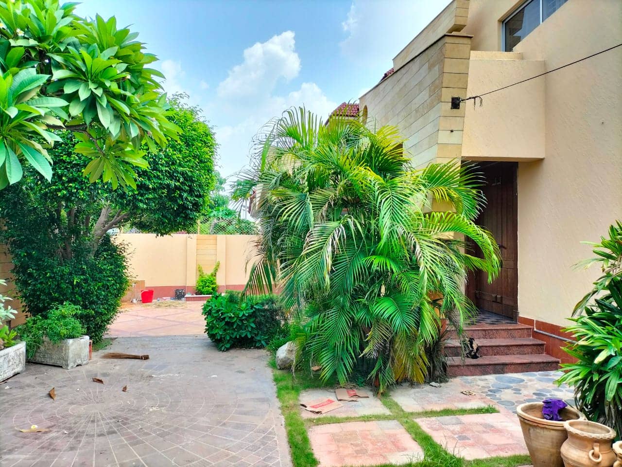 20 Marla Old House for Sale in DHA Phase 3 Lahore – Built 2012, Hardly Used 17