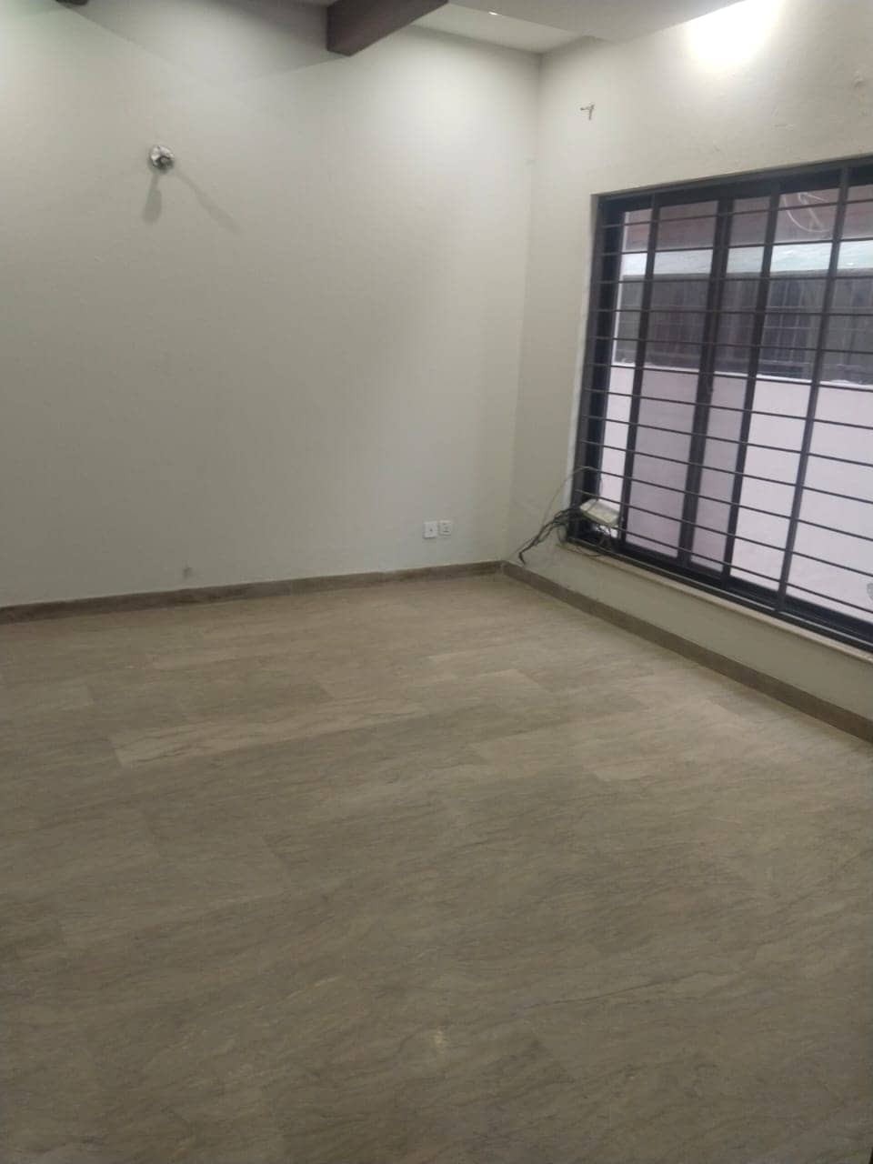 10 Marla Old House for Sale in DHA Phase 2 Lahore – 5 Bedrooms 2