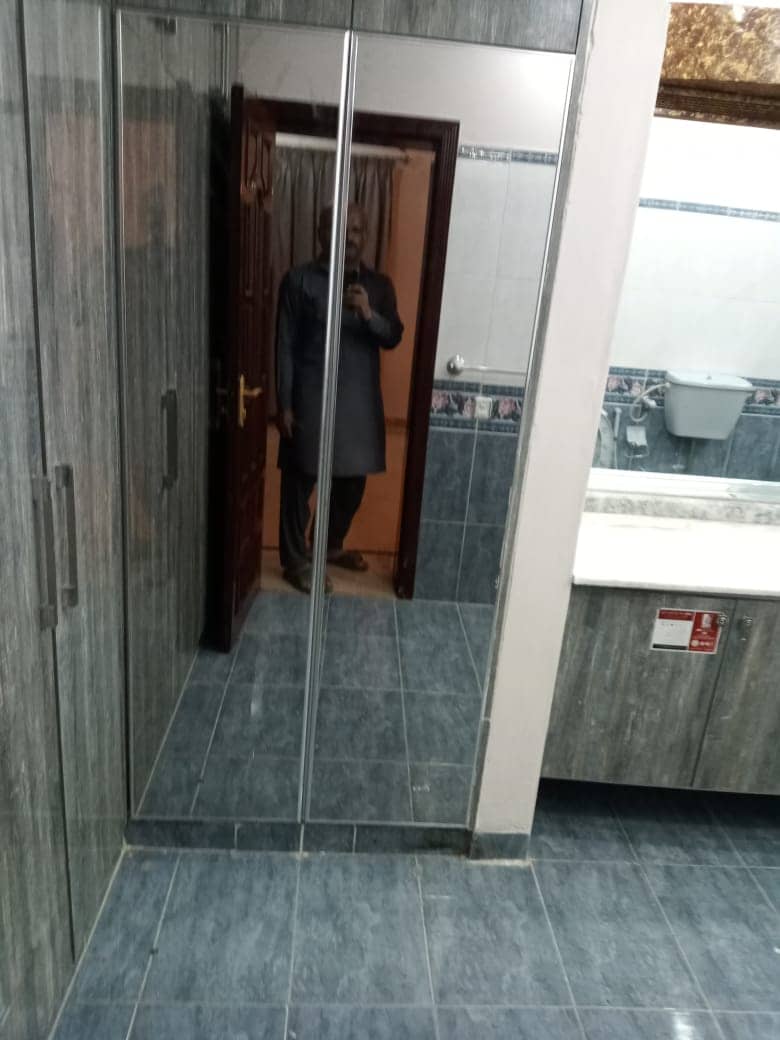 20 Marla Used House for Sale in DHA Phase 4 Lahore 6