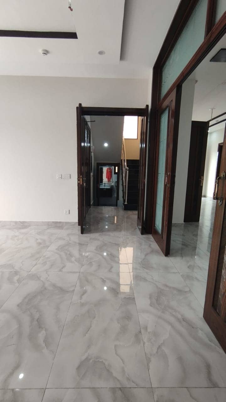 10 Marla Brand New House for Sale in DHA Phase 7 Lahore 8
