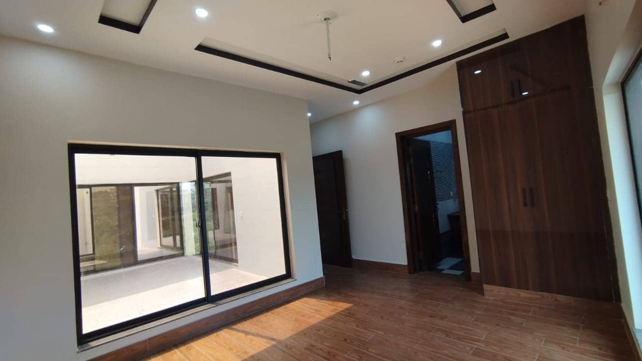 10 Marla Brand New House for Sale in DHA Phase 7 Lahore 37