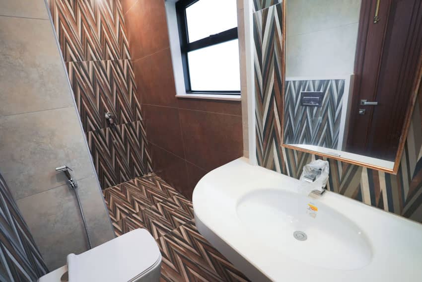 8 Marla Un-Furnished House For sale in DHA Lahore | OH-0004 18