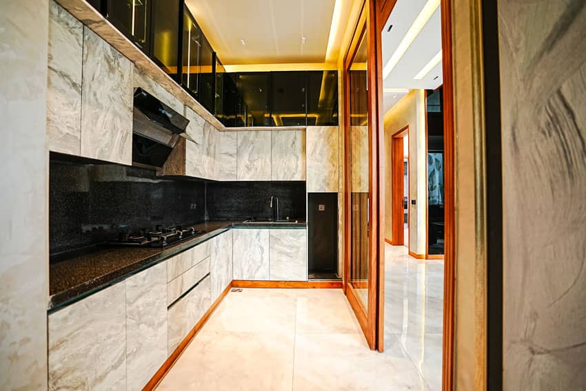 1 Kanal Furnished House with Full Basement For sale in DHA Lahore | OH-0008 7