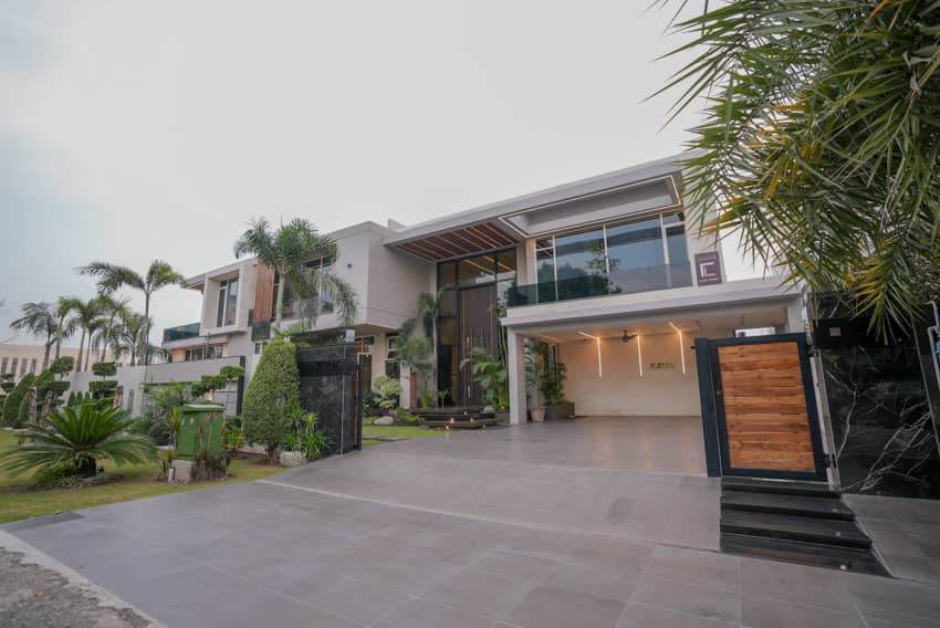 2 Kanal Furnished House with Swimming Pool For sale in DHA Lahore | OH-0020 5