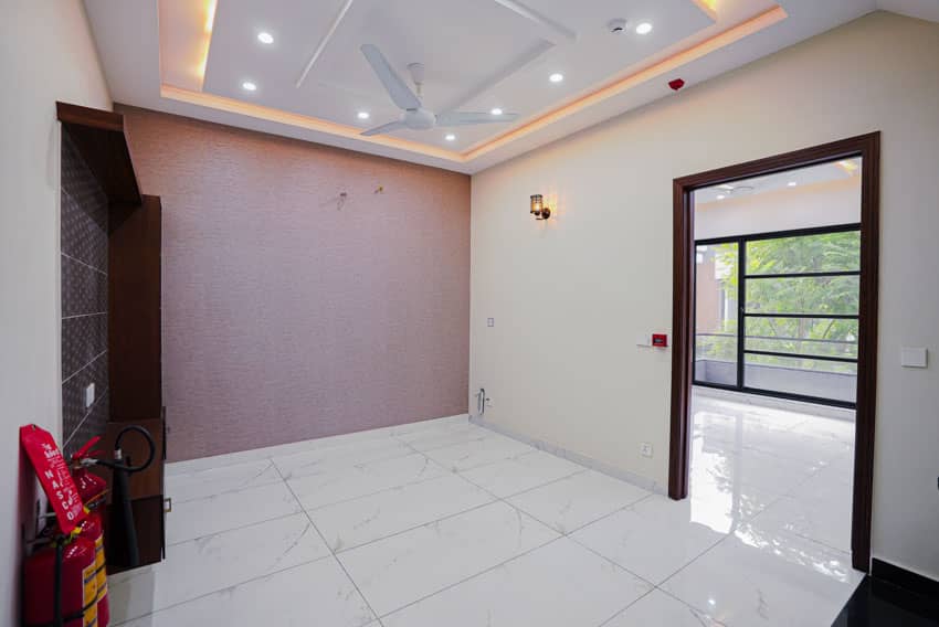 5 Marla Un-Furnished House For sale in DHA Lahore | OH-0022 12