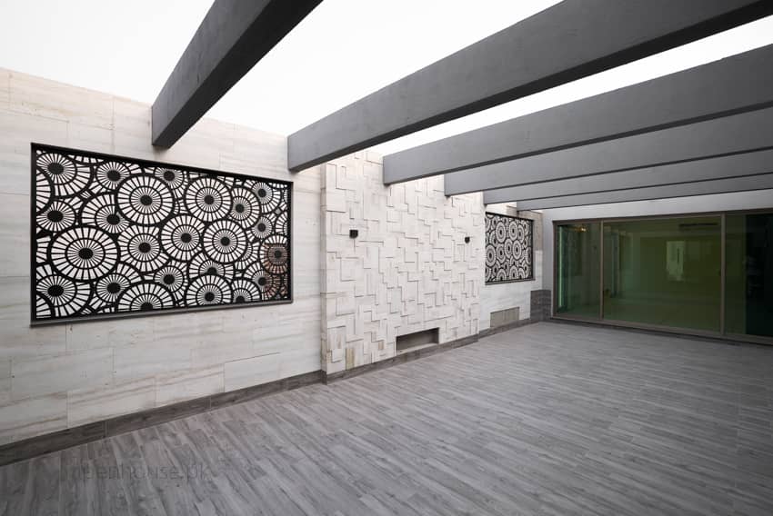 1 Kanal Un-Furnished House For sale in DHA Lahore | OH-0023 22