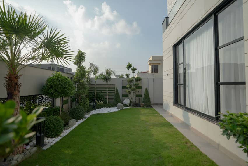 1 Kanal Furnished House For sale in DHA Lahore | OH-0024 4