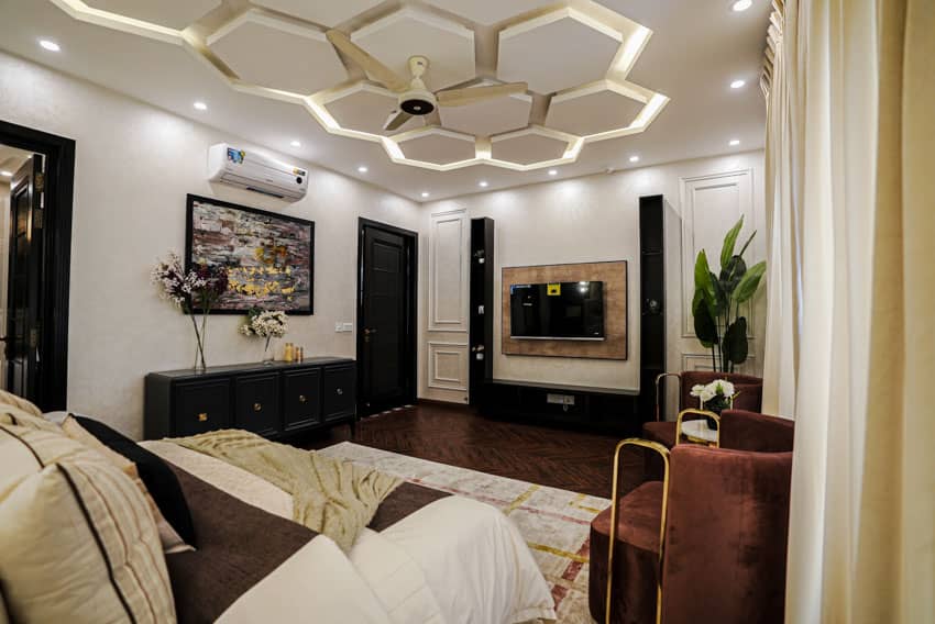 1 Kanal Furnished House For sale in DHA Lahore | OH-0024 16