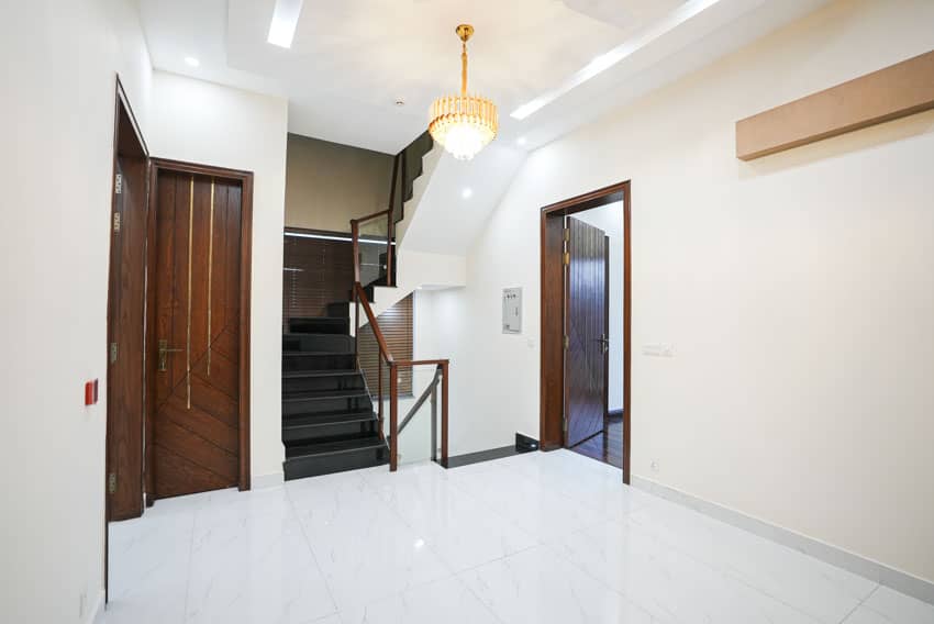 5 Marla Un-Furnished House For sale in DHA Lahore | OH-0027 12