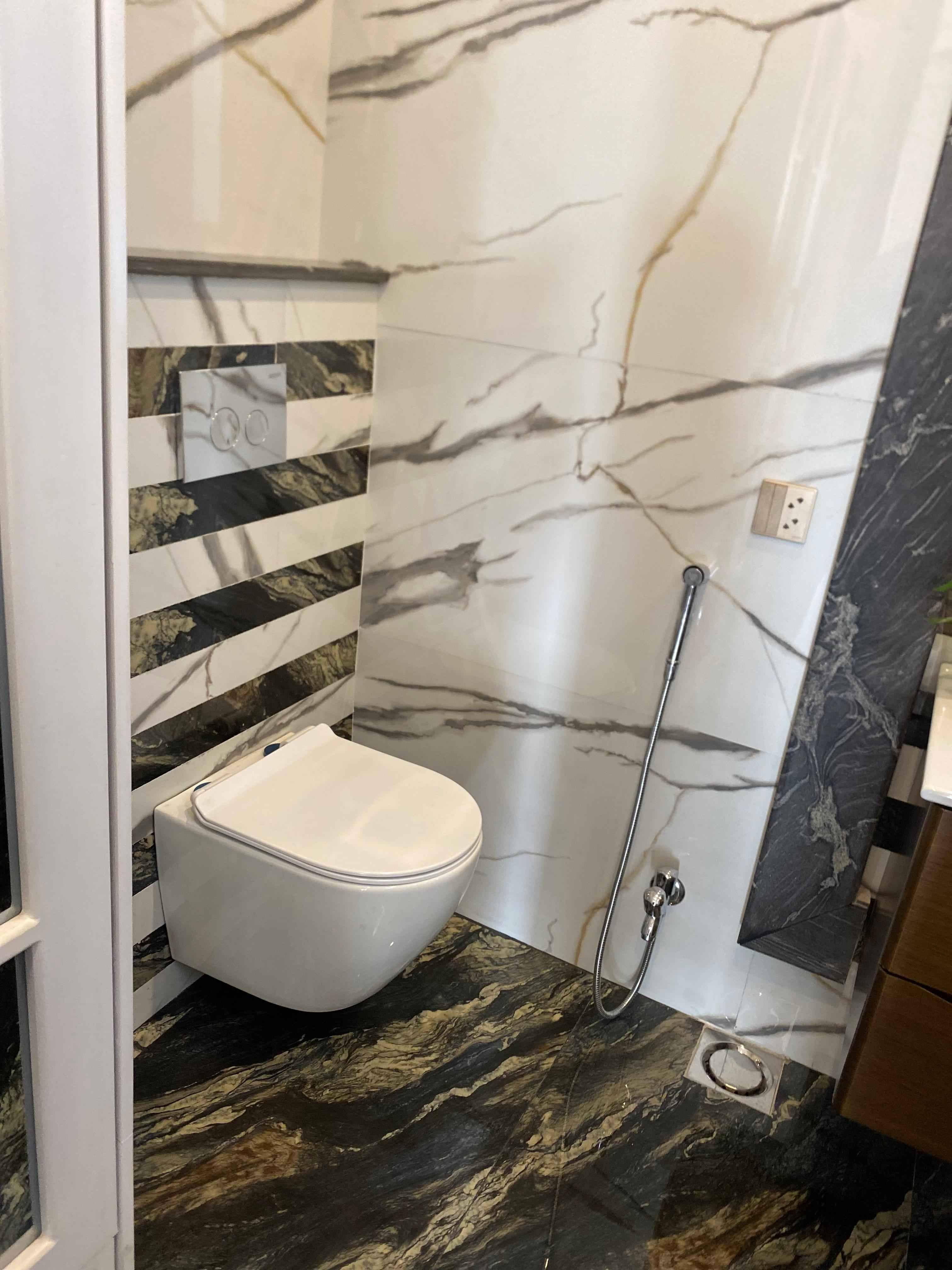 Brand New 10 Marla House for Sale in DHA – Prime Location 24