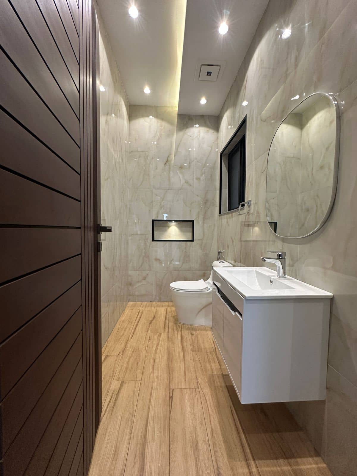 Brand New 10 Marla Modern House for Sale in DHA Phase 7 – 70ft Road 14