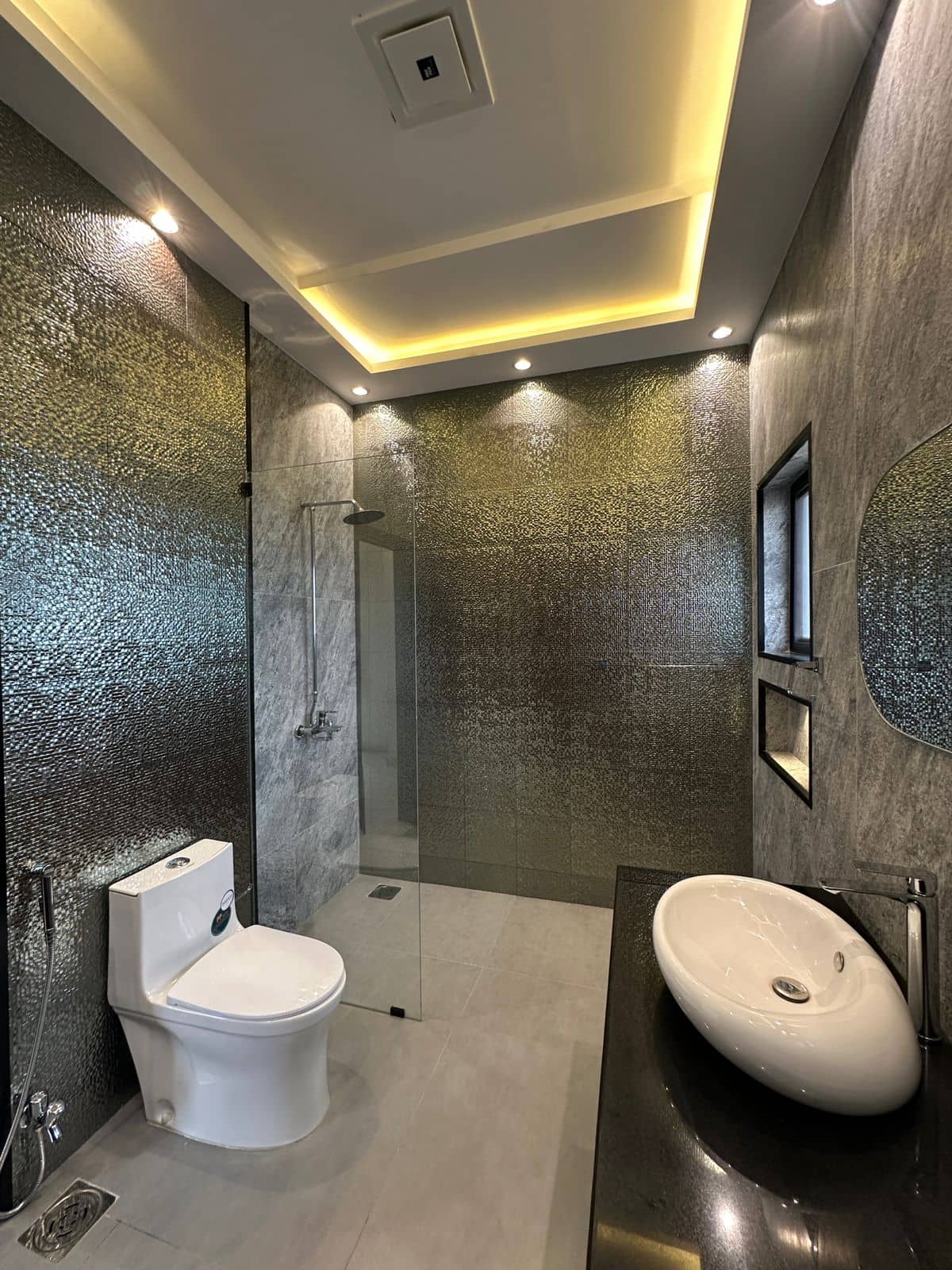 Brand New 10 Marla Modern House for Sale in DHA Phase 7 – 70ft Road 25