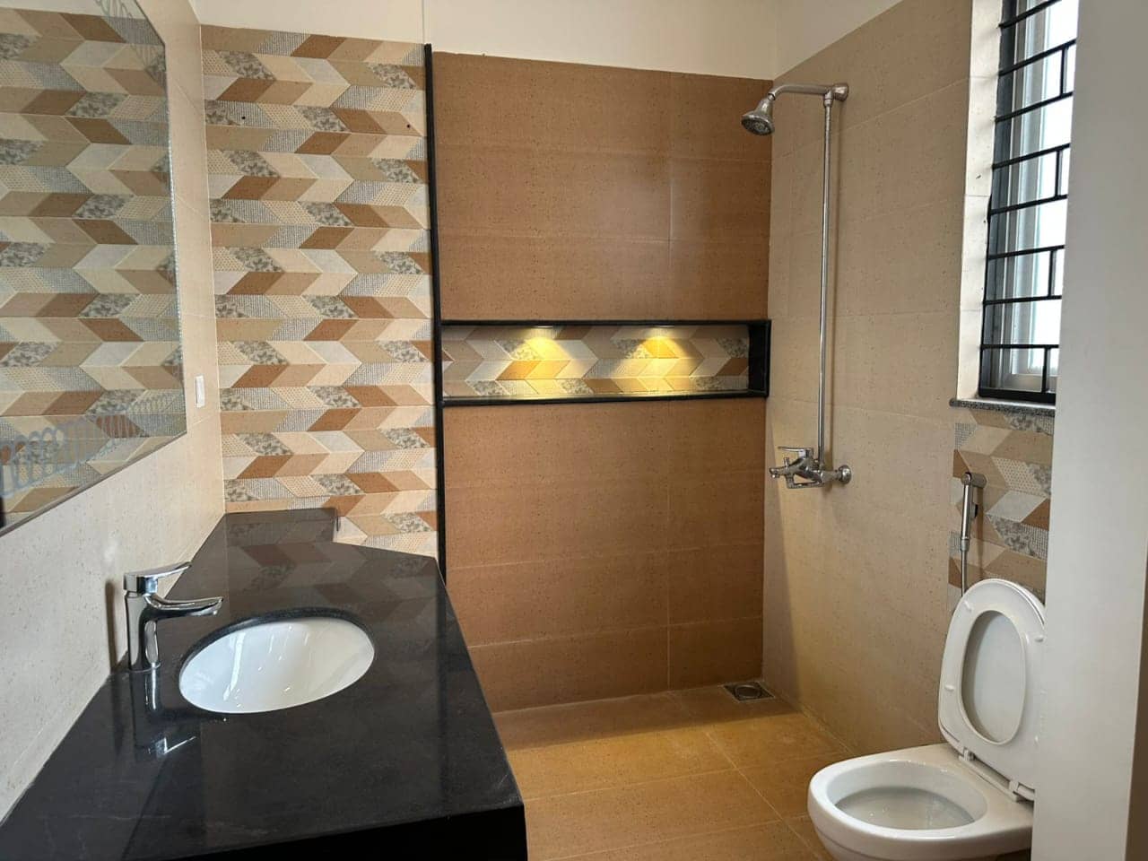 Brand New 1 Kanal (20 Marla) House for Sale in DHA Phase 7 – Straight-Line Design 6