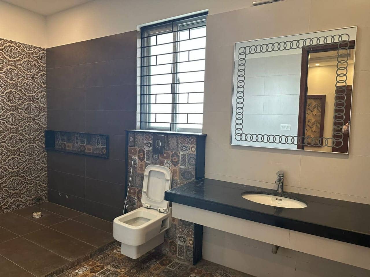 Brand New 1 Kanal (20 Marla) House for Sale in DHA Phase 7 – Straight-Line Design 11