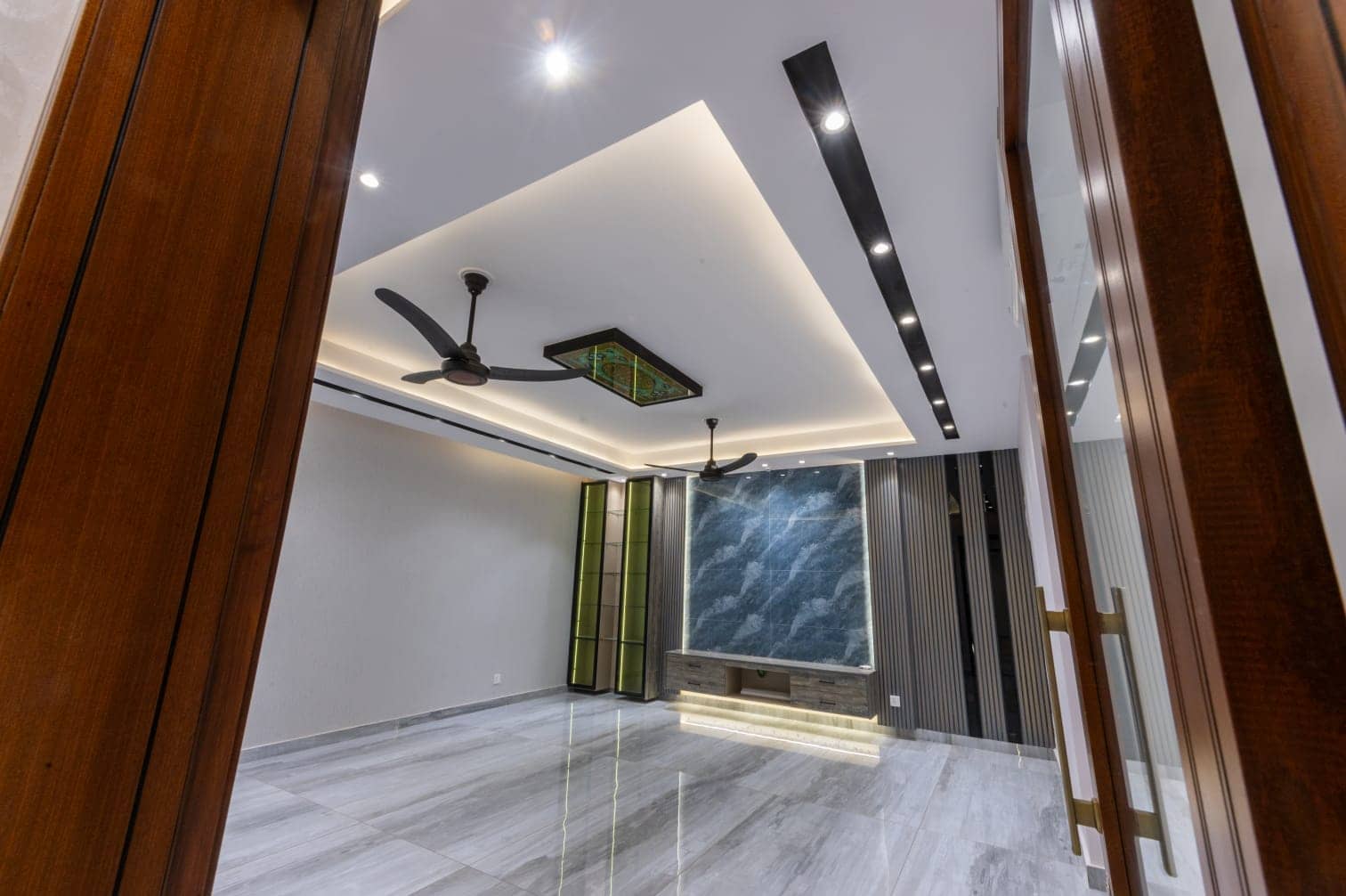 Brand New 1 Kanal (20 Marla) House for Sale in DHA Phase 7 – Open Veranda 41