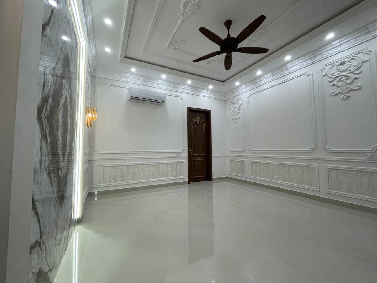 Brand New 1 Kanal (20 Marla) Spanish-Style House for Sale in DHA Phase 7 34