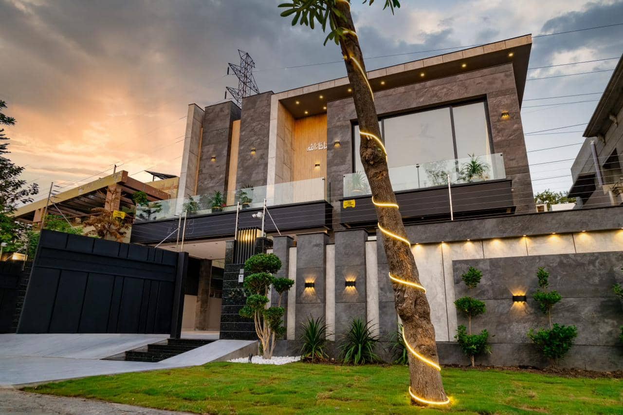 Brand New 1 Kanal (20 Marla) House for Sale in DHA Phase 3 5