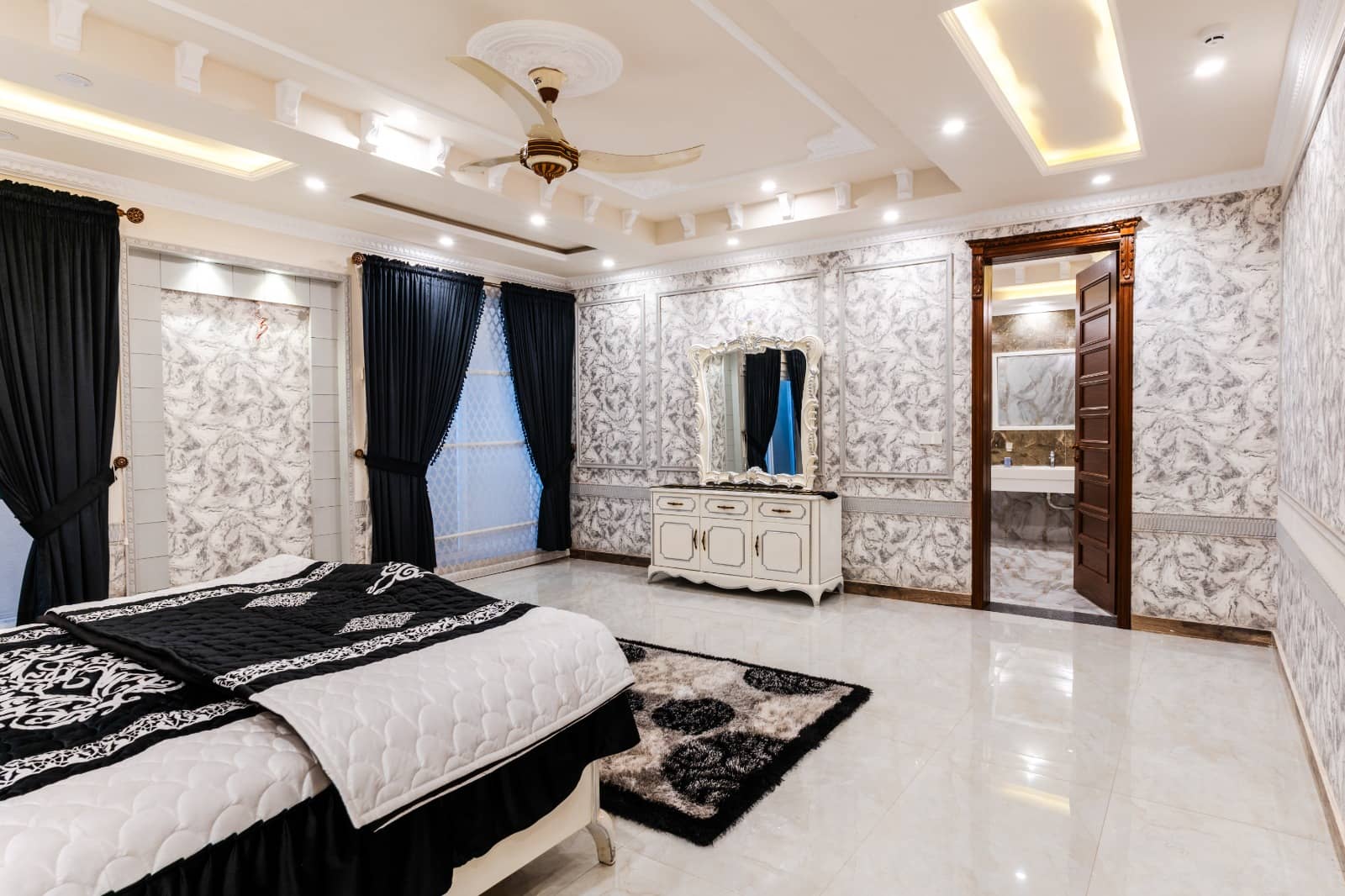 Brand New 1 Kanal (20 Marla) Semi-Furnished House for Sale in DHA Phase 6 – Full Basement 27