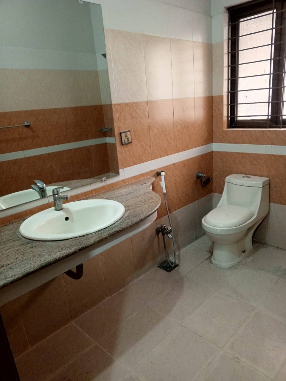 10 Marla Old House for Sale in DHA Phase 6 Lahore 10