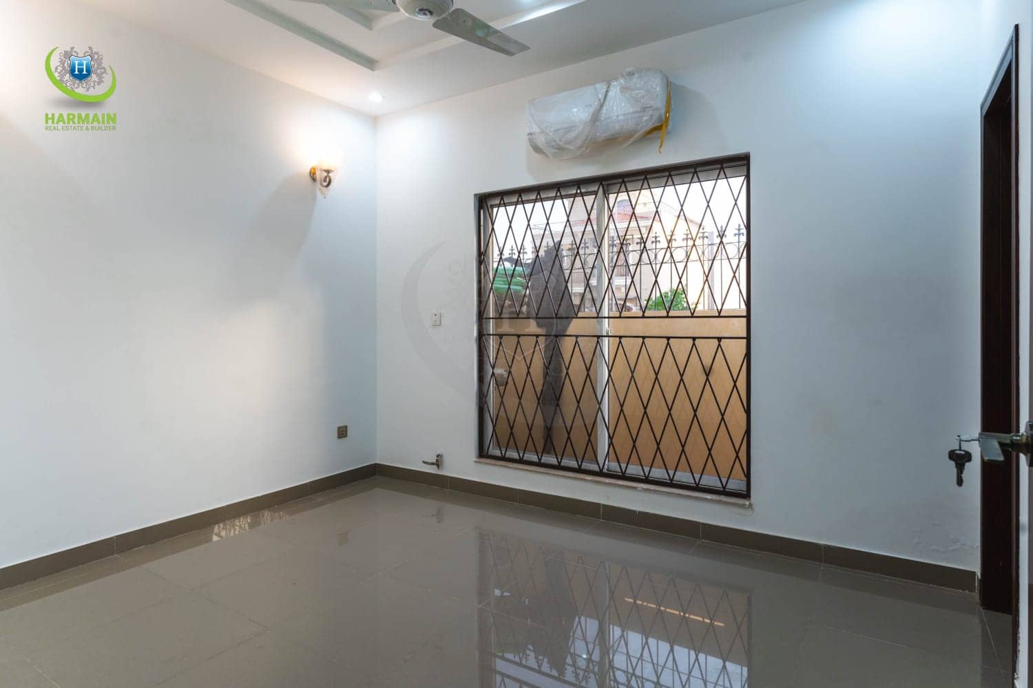 Semi Furnished 5 Marla Brand New House in DHA Phase 9 Lahore 10