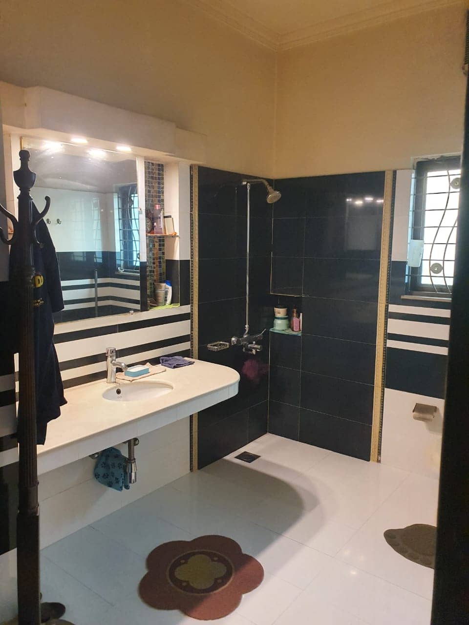 20 Marla Used House for Sale in DHA Phase 6 Lahore 13