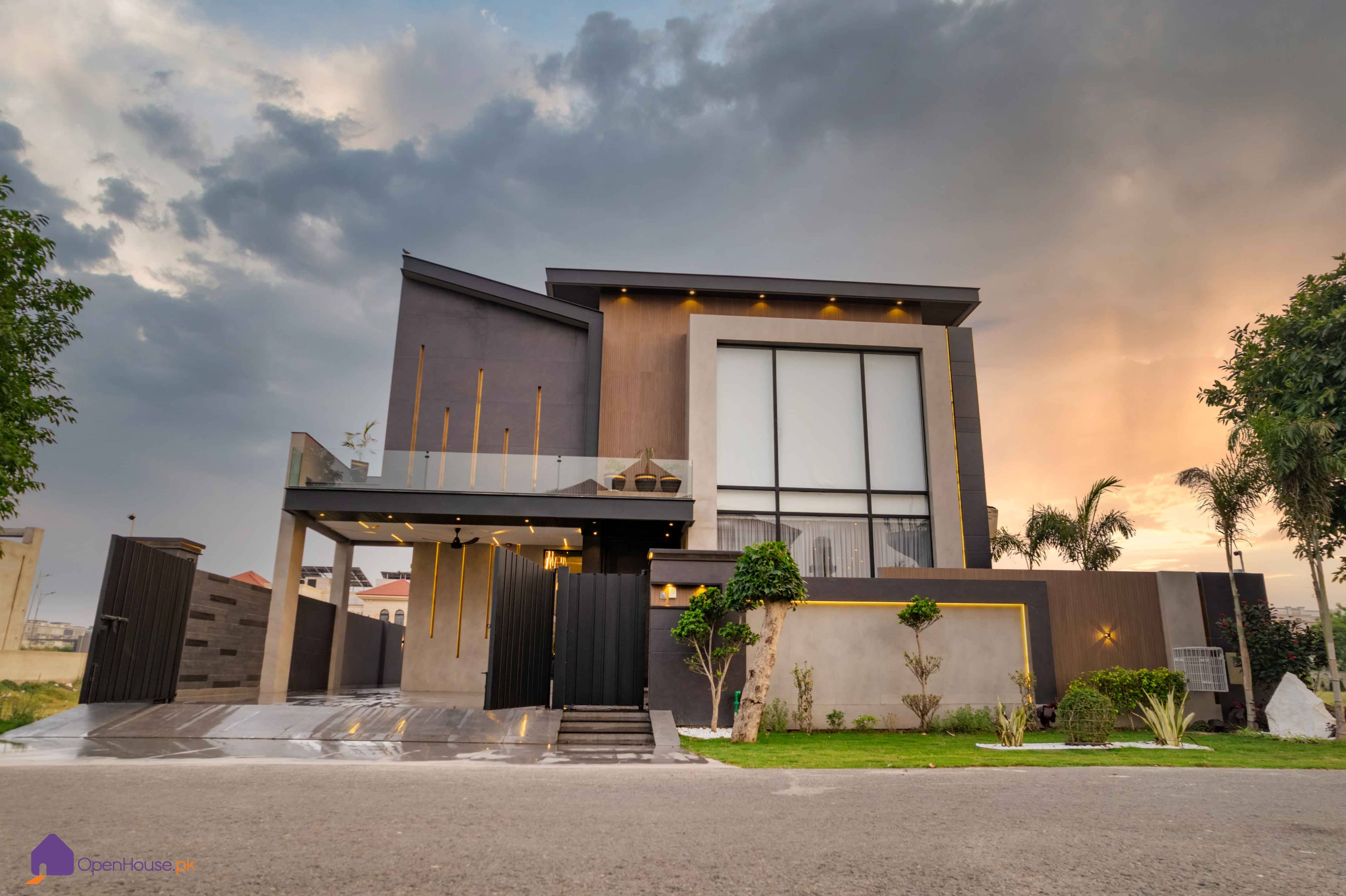 1 Kanal Fully Furnished Modern Home – DHA Phase 6, Lahore 3