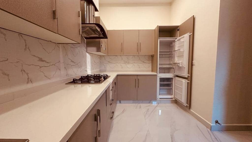 1 Kanal Semi-Furnished 6-Bed Luxury Home – DHA Phase 6, Lahore 14