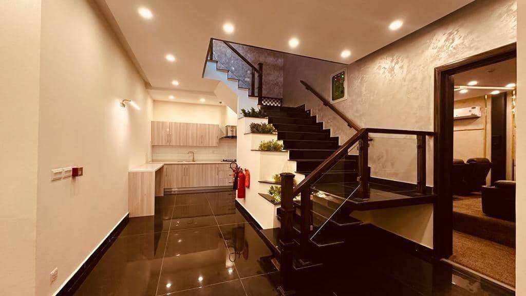 1 Kanal Semi-Furnished 6-Bed Luxury Home – DHA Phase 6, Lahore 20