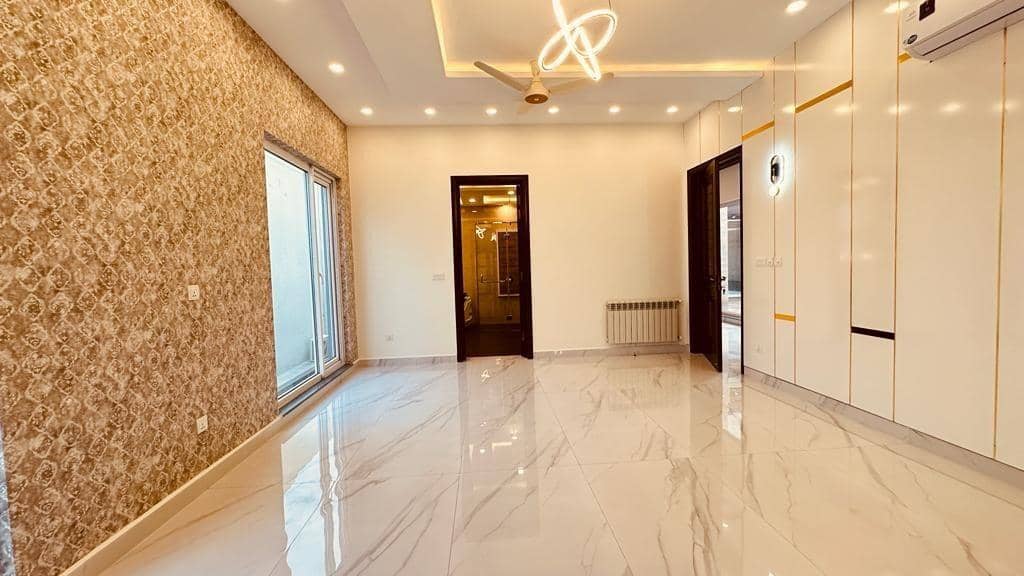 1 Kanal Semi-Furnished 6-Bed Luxury Home – DHA Phase 6, Lahore 47