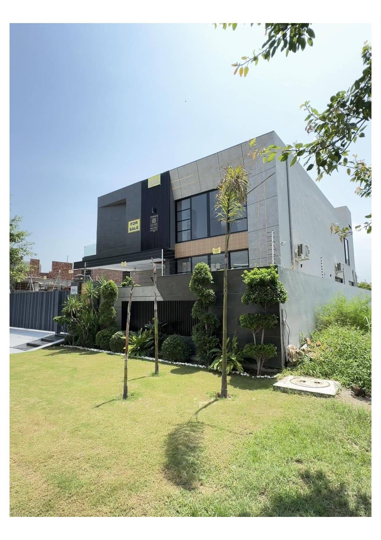 Extra-Spacious 1 Kanal Semi-Furnished Home – DHA Phase 6, Lahore 2