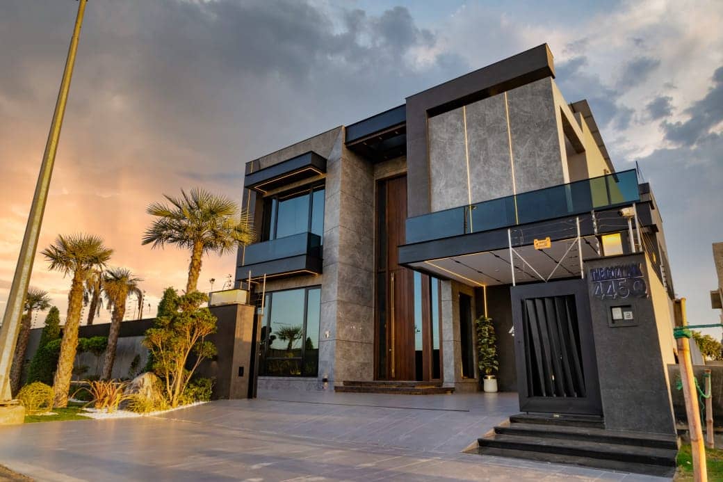 Ultra Luxury 3 Kanal Smart Home for Sale in DHA Phase 7 Lahore 8