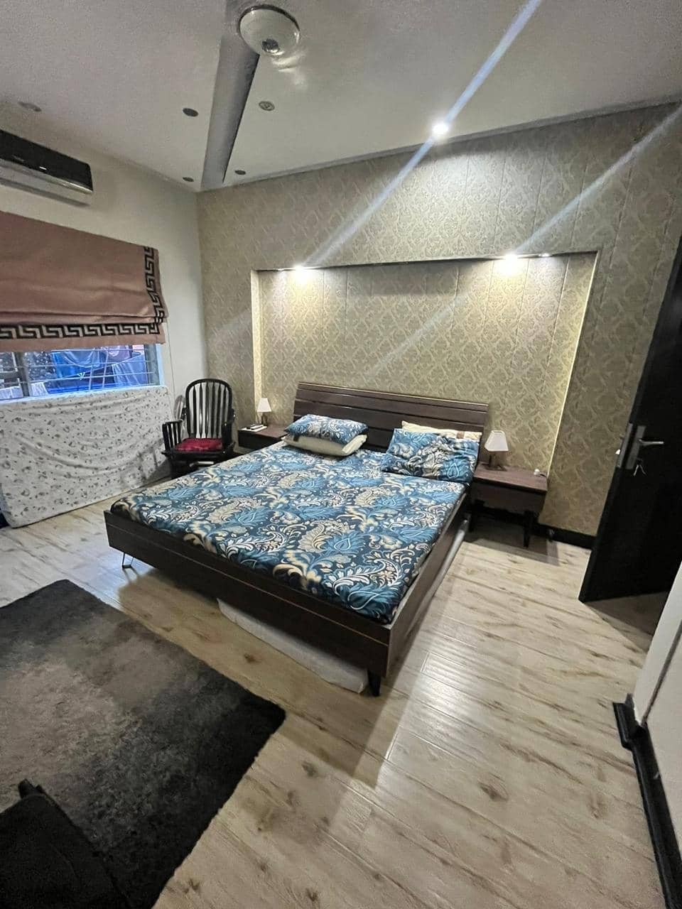 8 Marla Used House for Sale in DHA Phase 5 Lahore 2