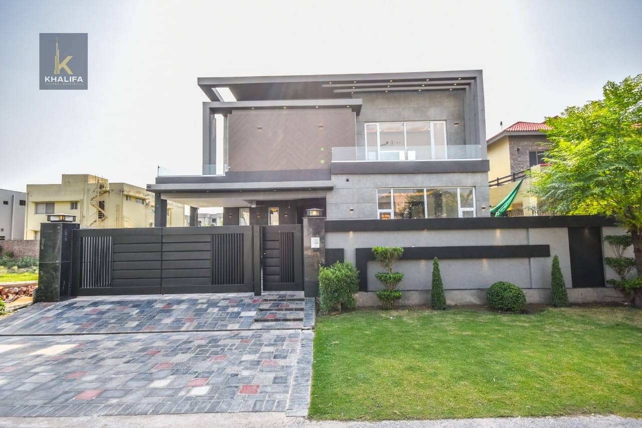 20 Marla New House Urgent Sale in DHA Phase 6 Lahore 1