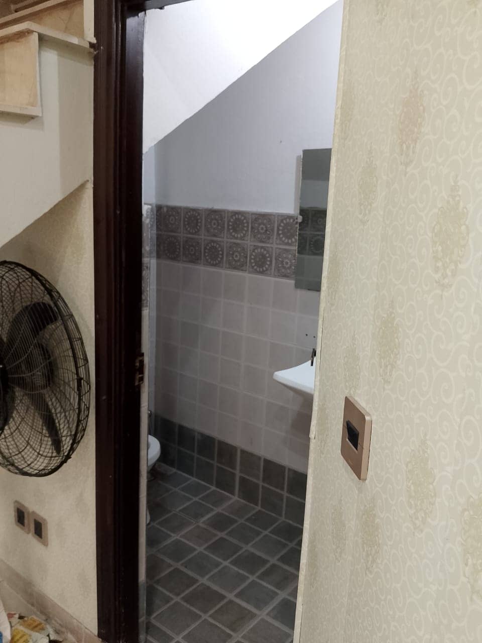 11.5 Marla Used House for Sale in DHA Phase 6 Lahore 4