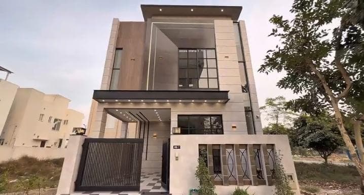 5 Marla Brand New House for sale in DHA, Lahore | TL-1414 Slide 1